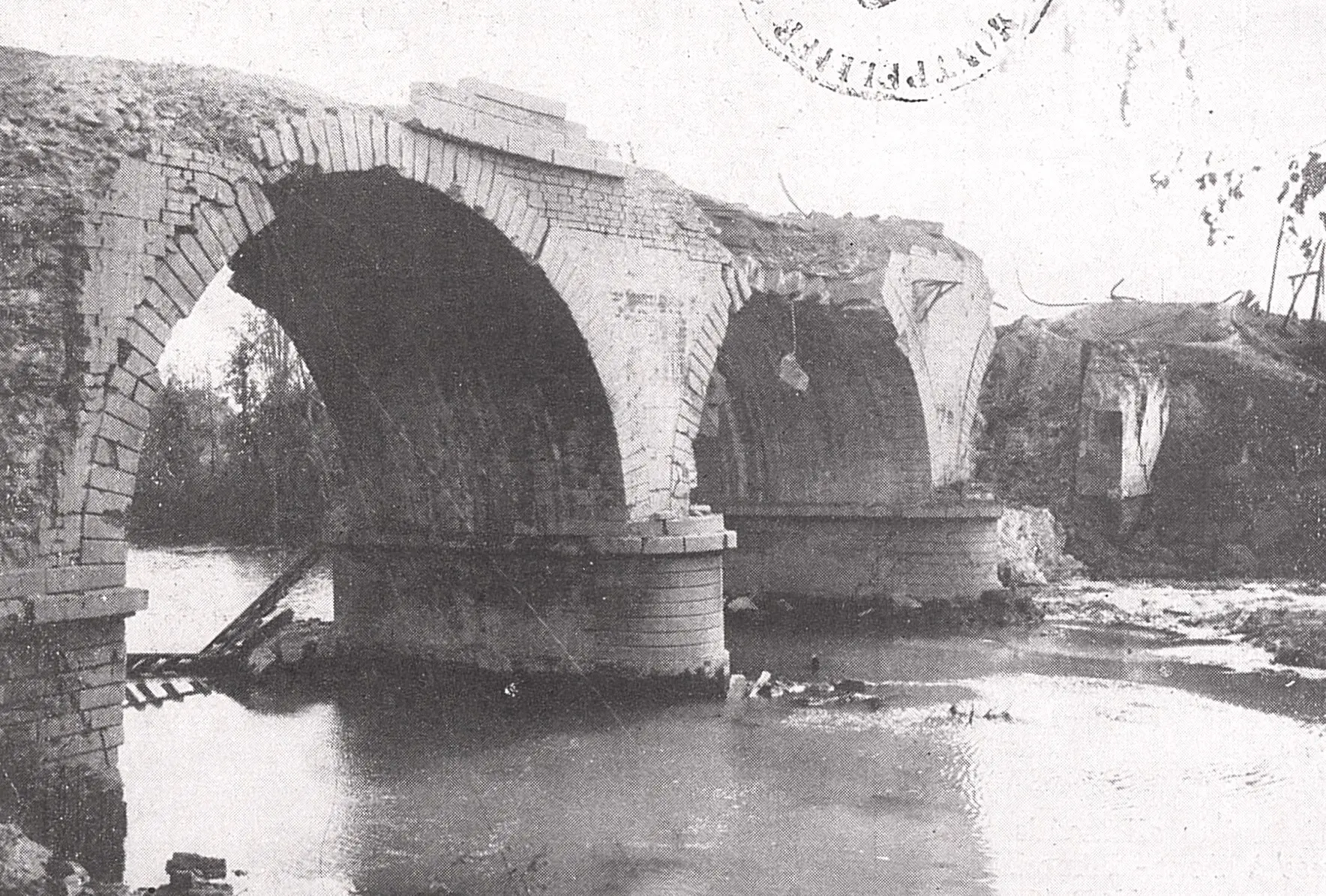 Pont de Pavie détruit